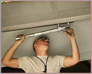 Walnut Creek Golden Garage Door Repair Service Walnut Creek, CA 925-230-9567 Walnut Creek Golden Garage Door Repair Service Walnut Creek, CA 925-230-9567 - 10-install-cont